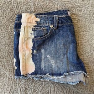 Karma Blue Bleach Grunge Denim Shorts 💕